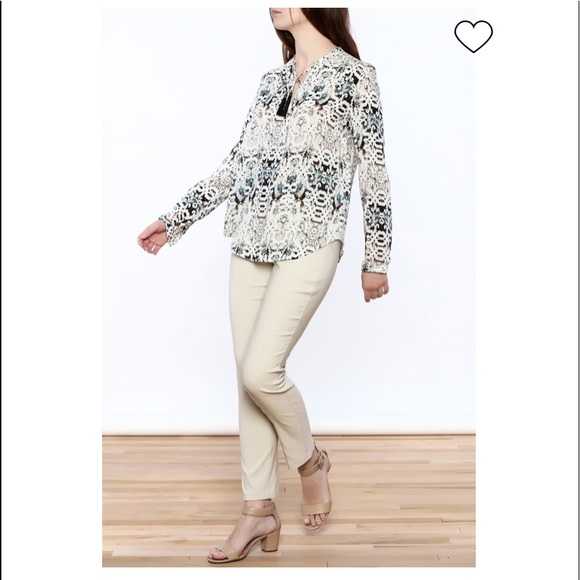 Tribal Jeans Tribal Print Blouse with Tassle Sz Xs - Picture 2 of 14